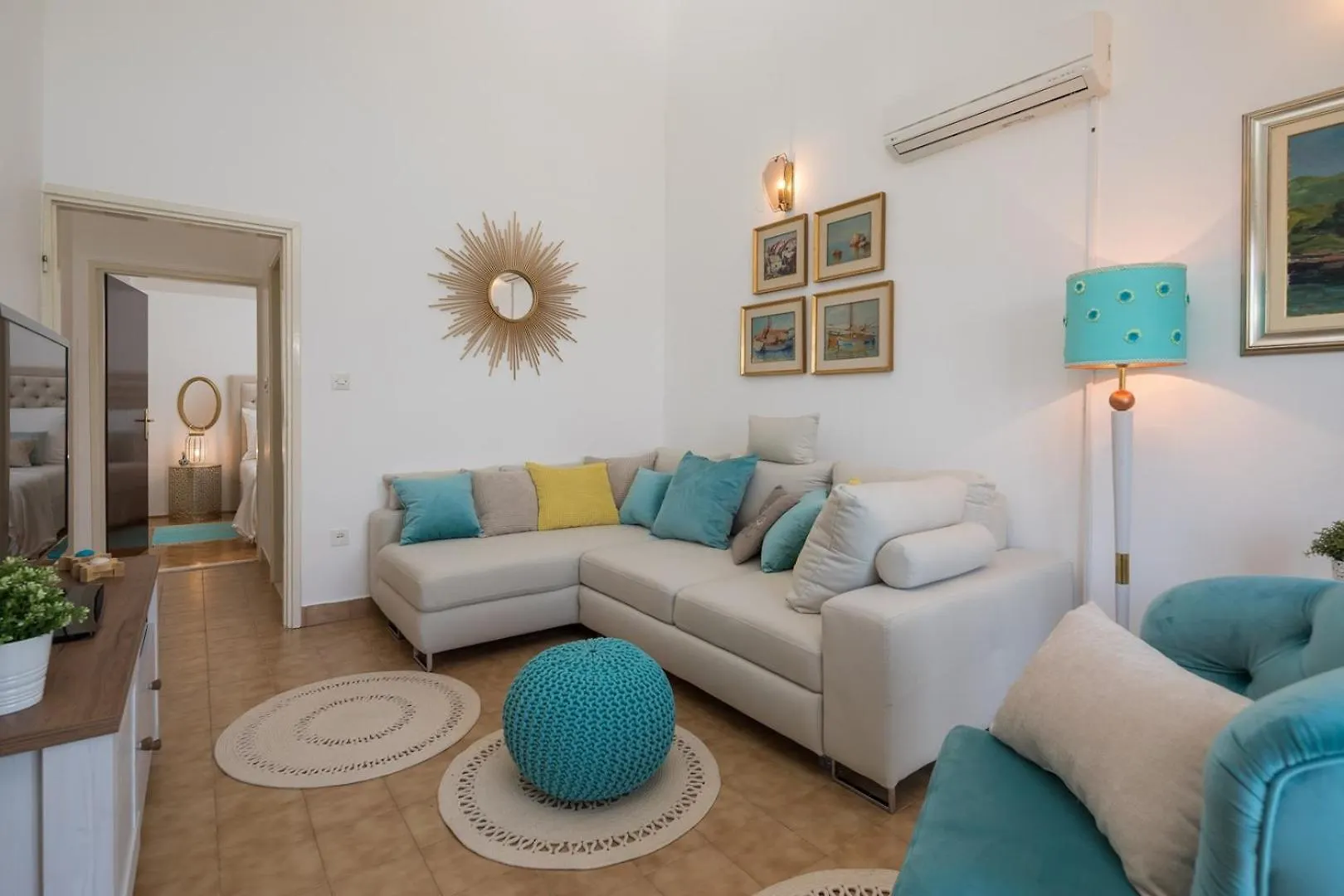 Beachfront Apartments Okrug Gornji